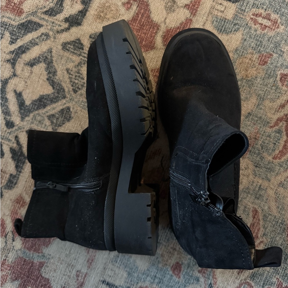 Black Suede women Boots